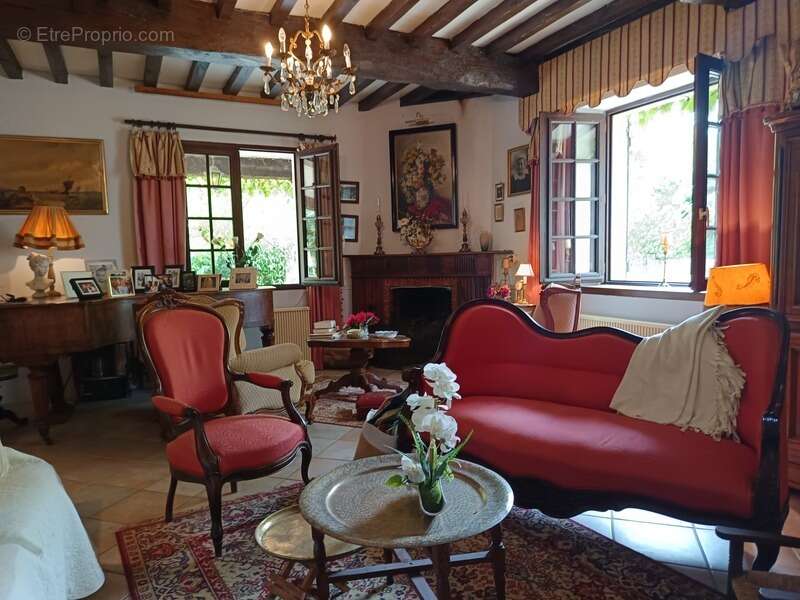 Authentique maison de charme avec dependances - photo 5