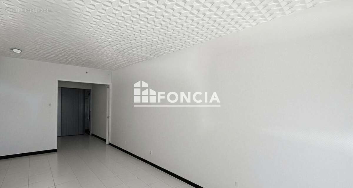 Vitrolles (13 127) les plantiers rare a la vente appartement t5 - photo 3