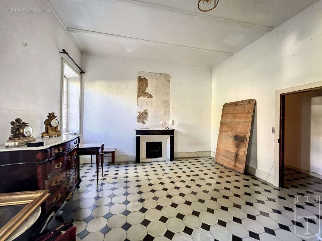 Maison à SAINT-ANDRE-DE-CRUZIERES