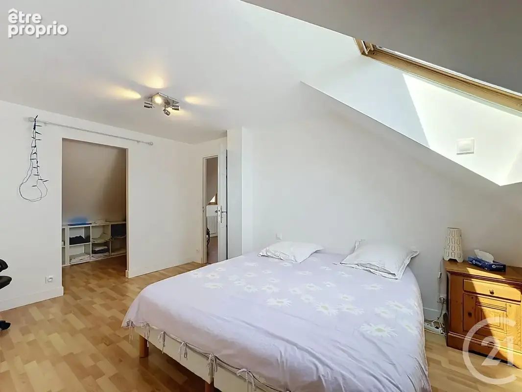 Maison 6 pièces 84 m² à vendre à La Ferte-Saint-Aubin (45240) - photo 7