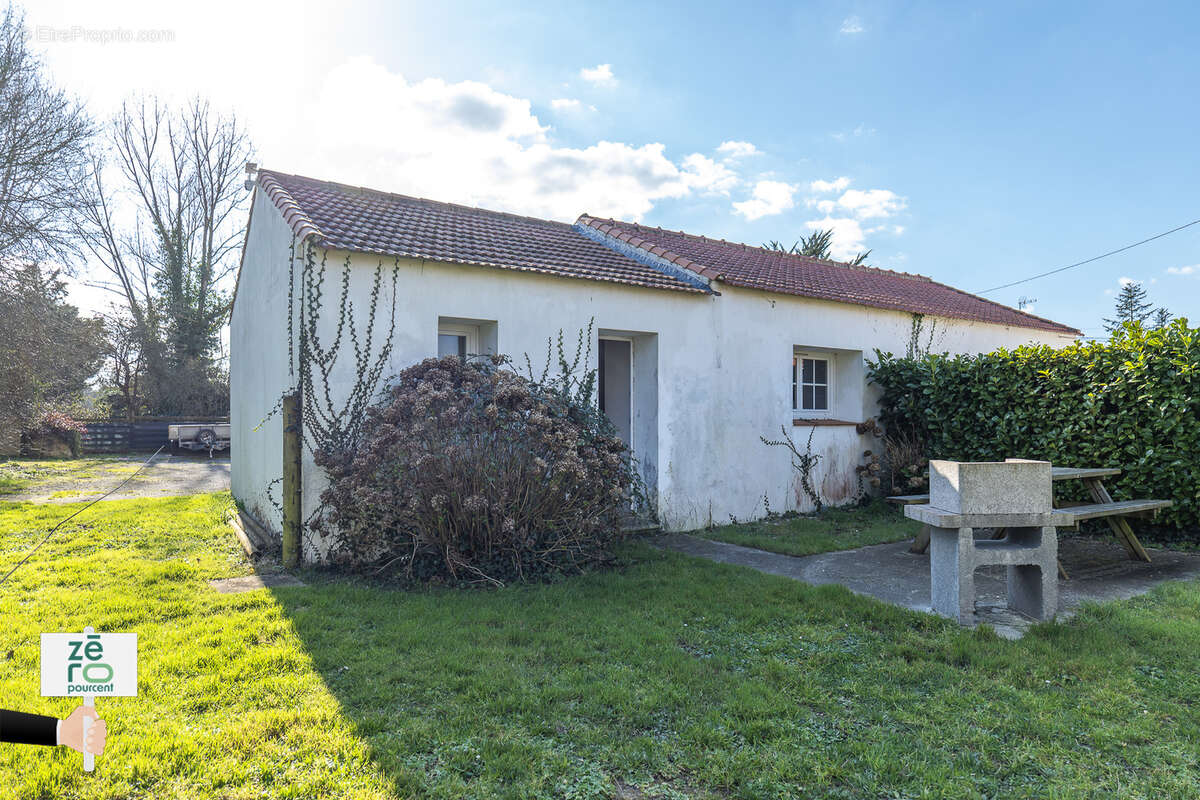 Maison à CHATEAUNEUF