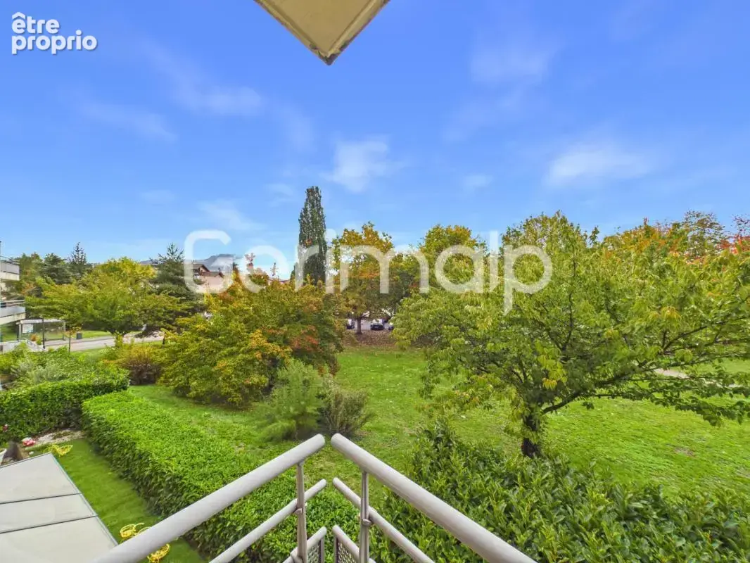 Vente - Appartement - 3 pièces + cuisine - 61 m² - 338 000 € - - photo 5