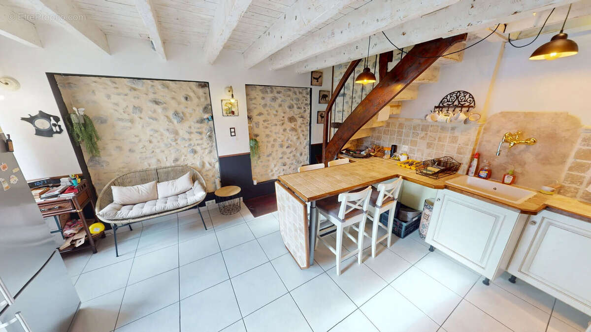 Maison à DOMENE
