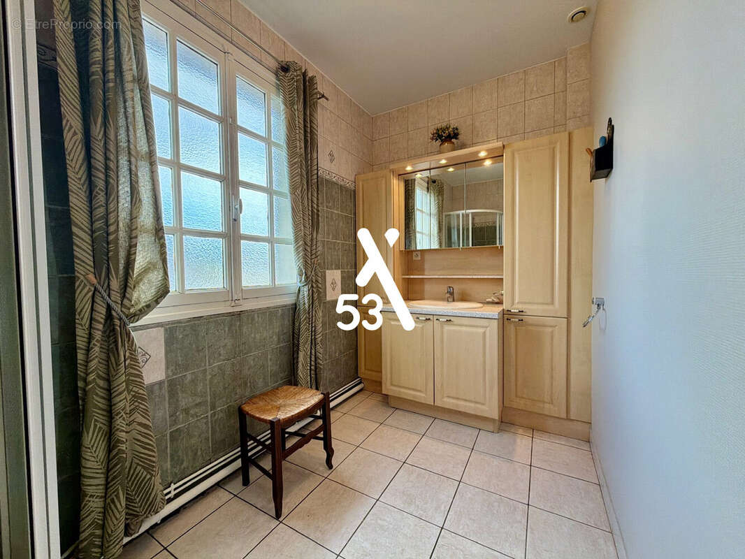 Maison à ARQUES
