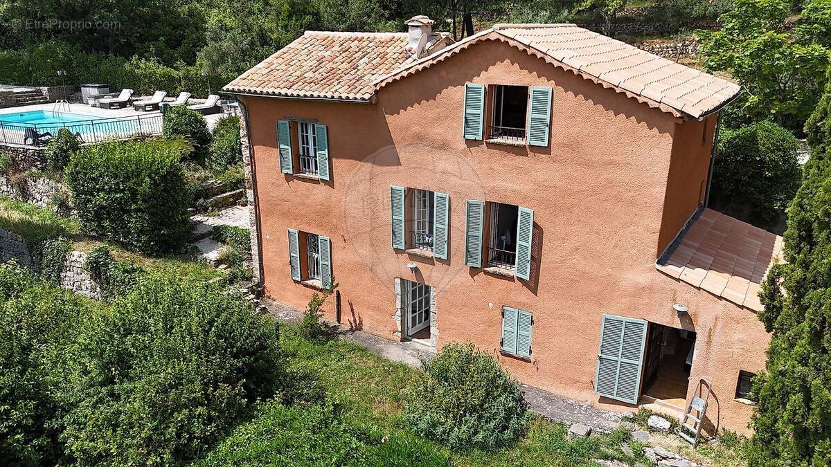 Maison à DRAGUIGNAN