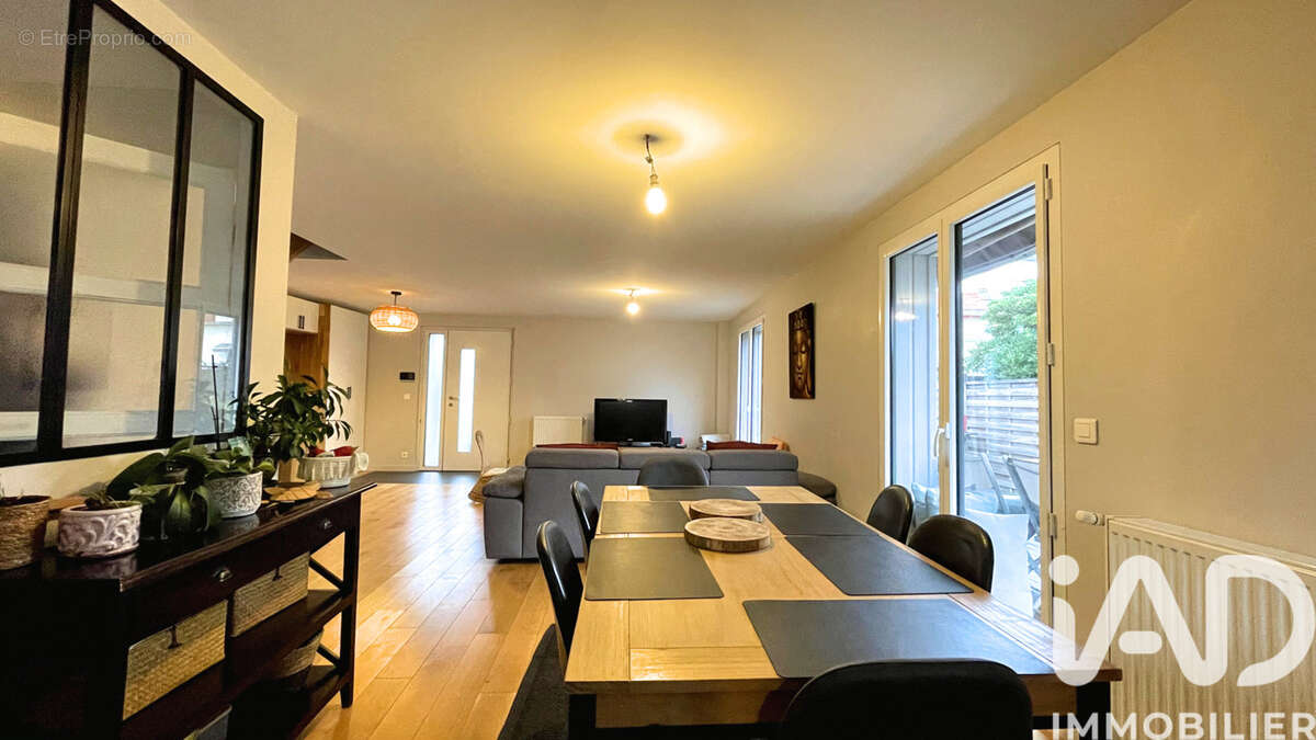 Photo 4 - Maison à ARGENTEUIL