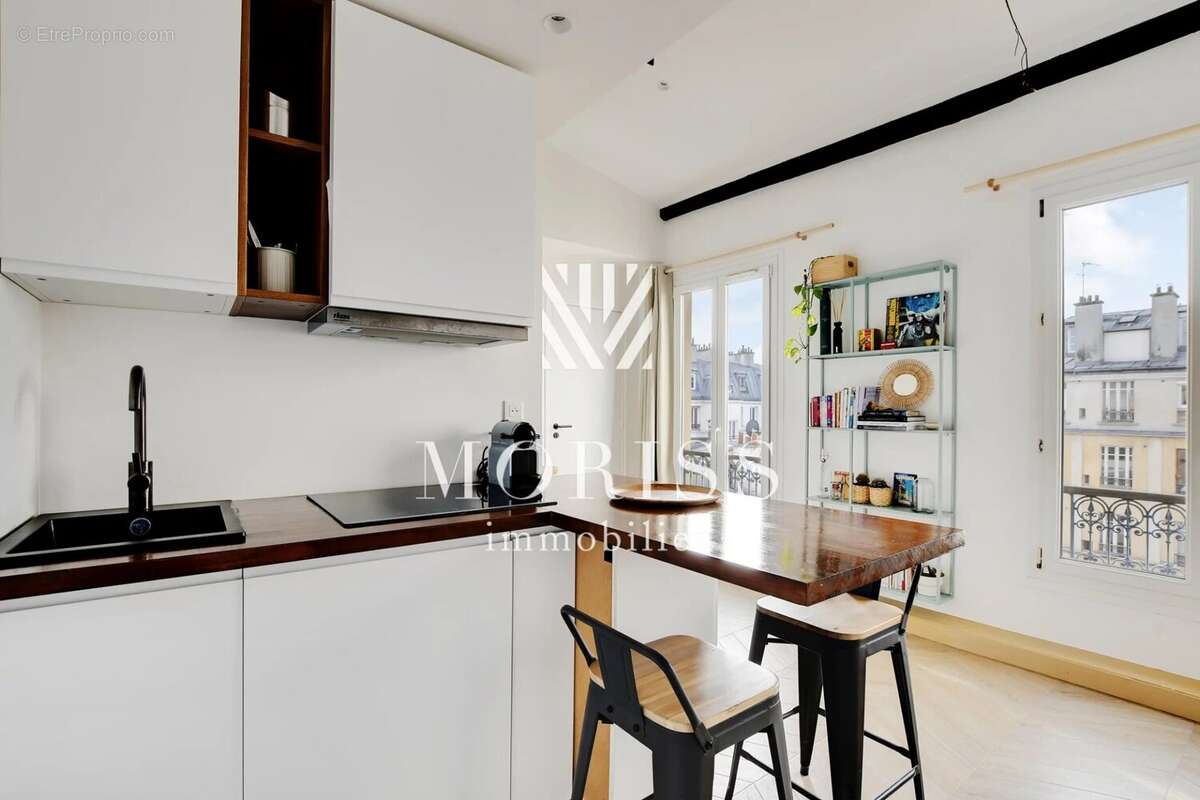 Appartement à PARIS-3E