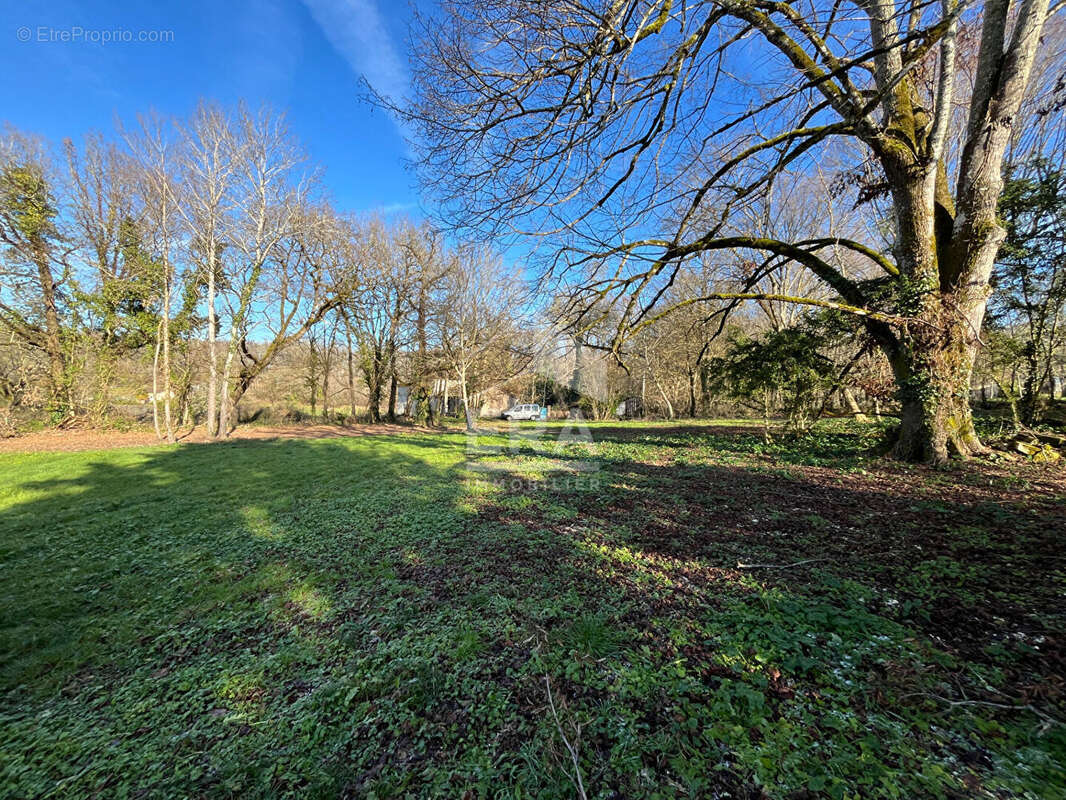 Maison à TOCANE-SAINT-APRE