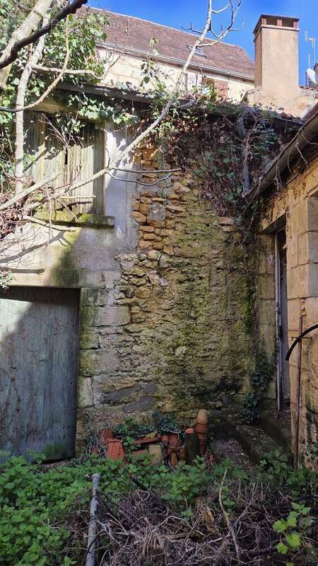 20260227111529 - Maison à SAINT-CYPRIEN