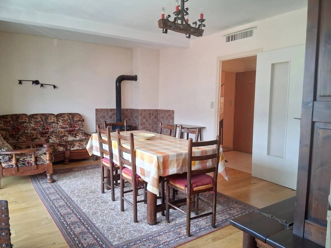 Appartement à LELEX