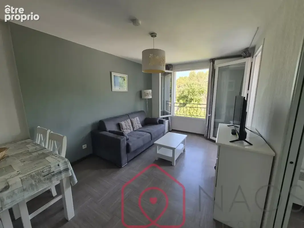 GREOUX-LES-BAINS, T2 meublé, terrasse, parking et piscine - photo 4