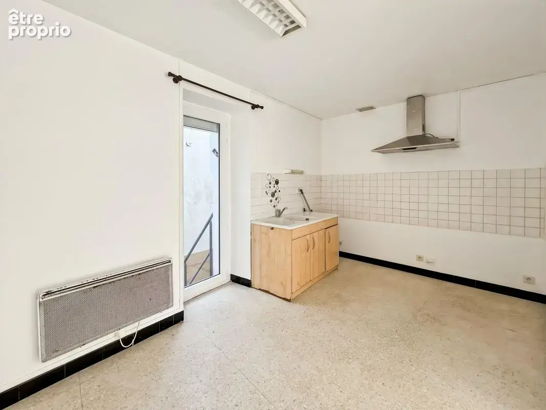 LORIOL - A vendre maison de village – 2 chambres – Garage – Proche commodités - photo 5