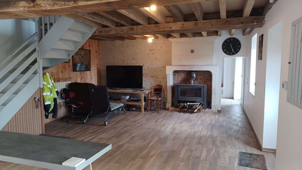 Maison à CHISSAY-EN-TOURAINE