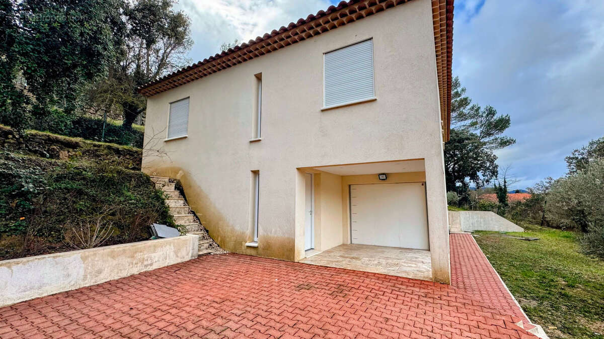 Maison à LA BOUILLADISSE