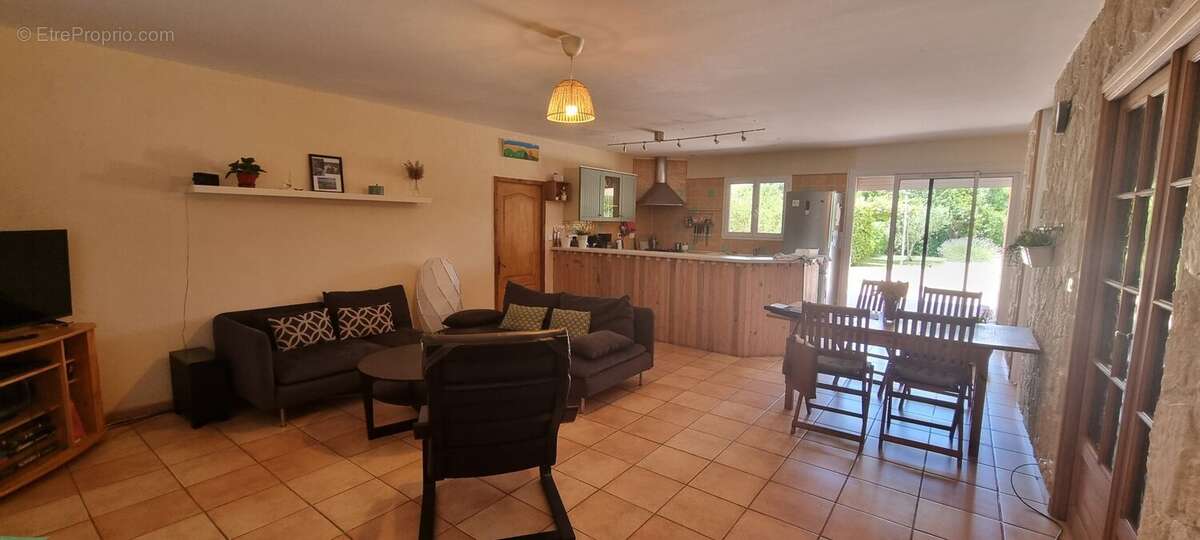 Maison à OCTON