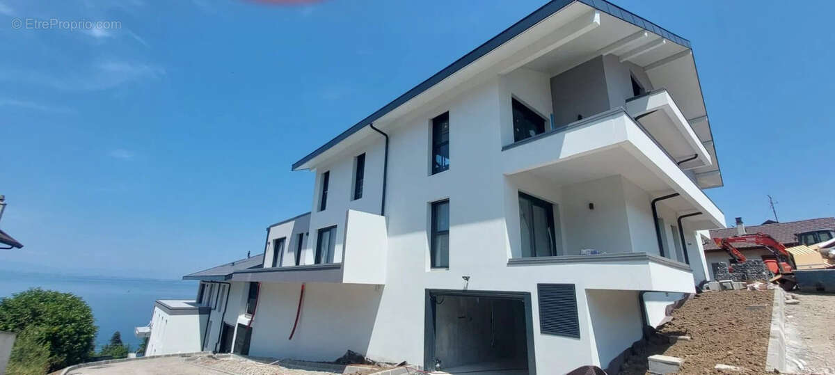Appartement à EVIAN-LES-BAINS