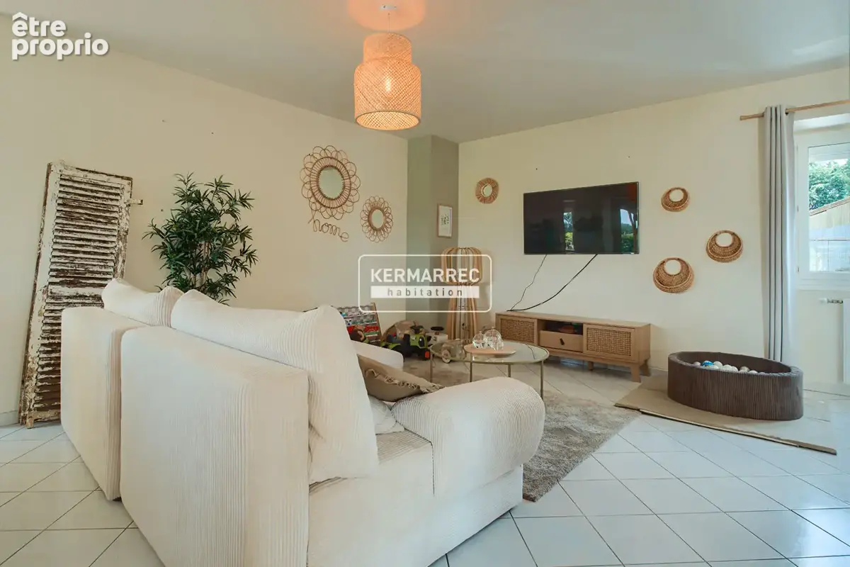 A VENDRE Maison Argentré-Du-Plessis 10 pièce(s) 195 m2 - 324 500  HAI - photo 4