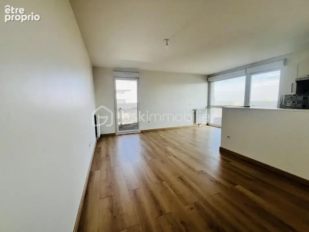 Appartement t3 60 m² /9ᵉ et dernier étage vue dégagée sur paris - photo 2