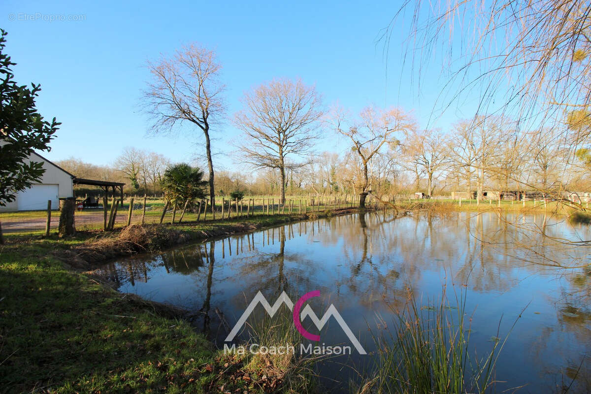 Maison à SAINTE-ANNE-SUR-BRIVET