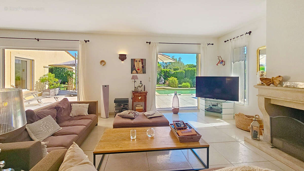 Maison à ANTIBES