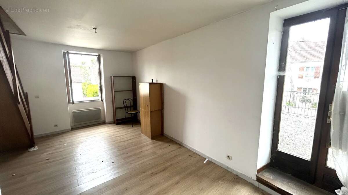 Appartement à EPONE