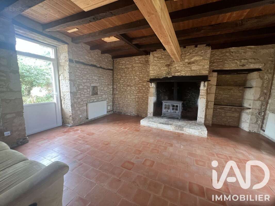 Maison 160 m² à Pressignac-Vicq  - photo 6
