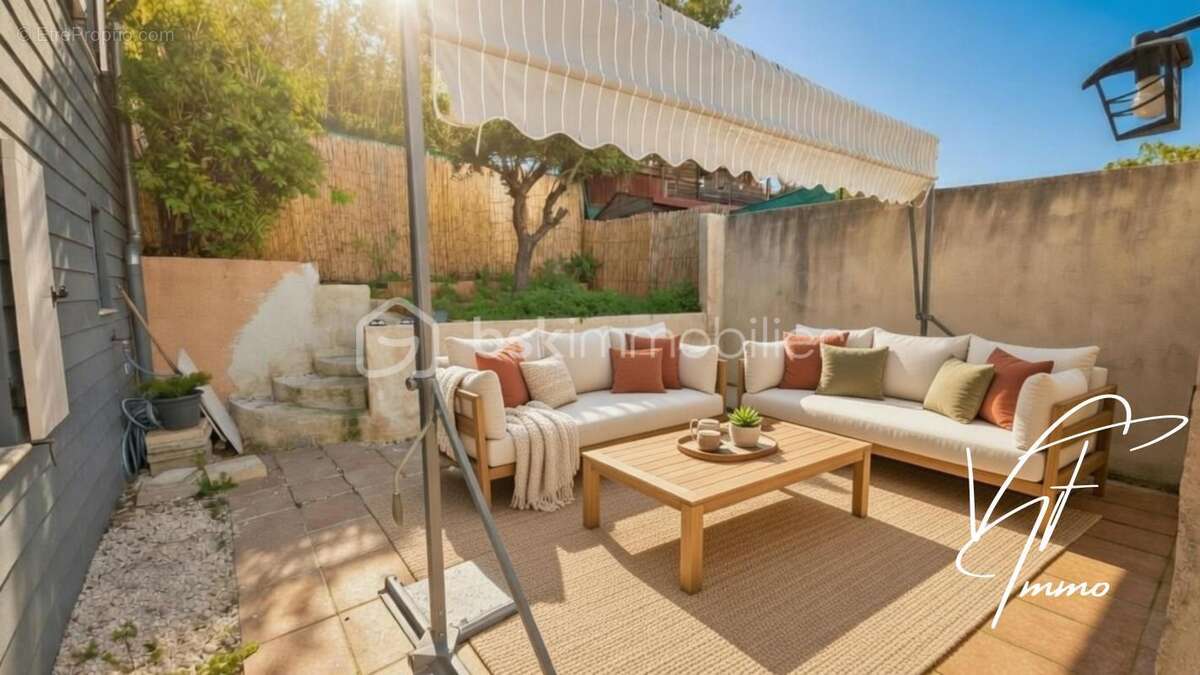 Maison à LE CASTELLET