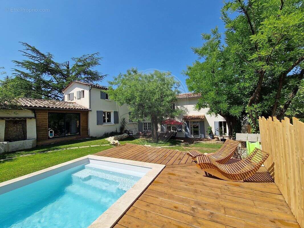 Maison à BOISSET-ET-GAUJAC