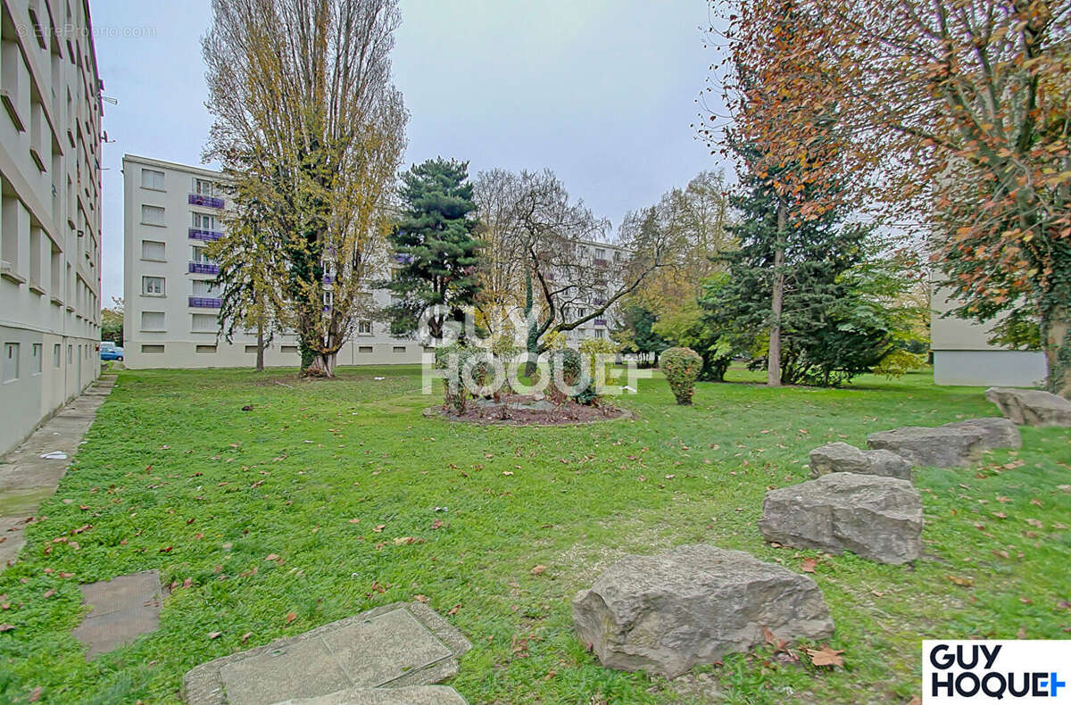 Appartement à VAULX-EN-VELIN