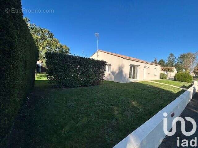 Photo 2 - Maison à SAINT-DENIS-LA-CHEVASSE