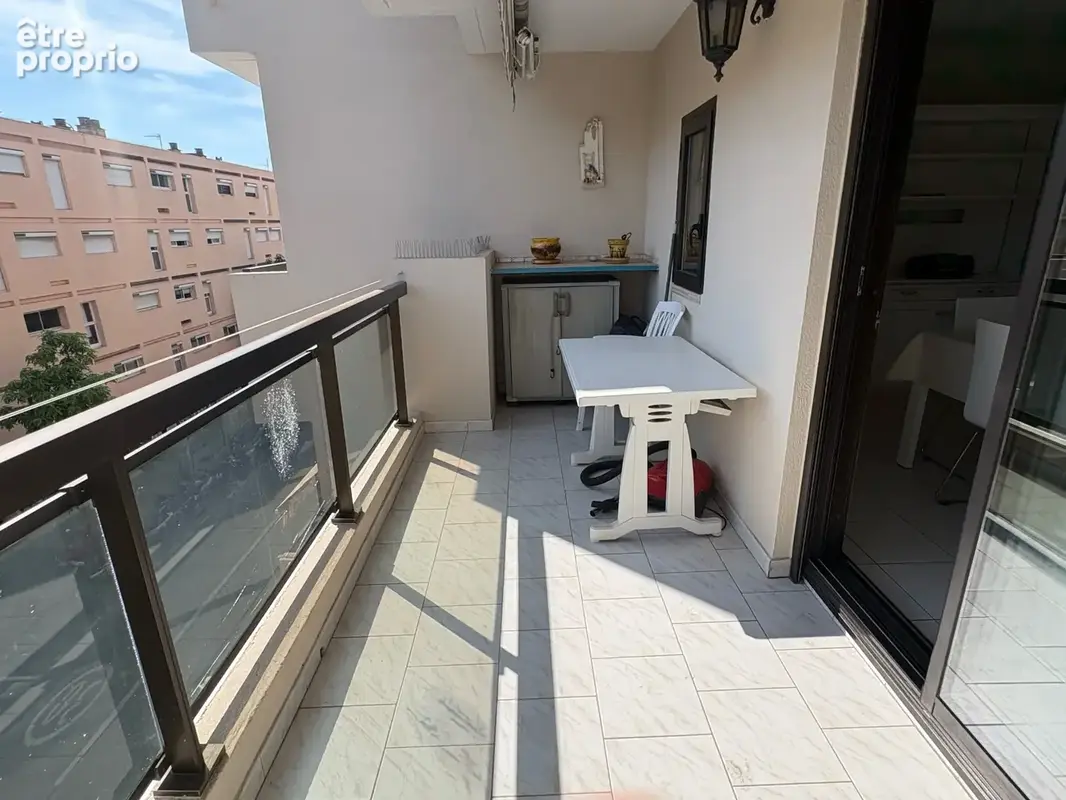 À VENDRE   T4 cabine en plein centre-ville du Lavandou - photo 20