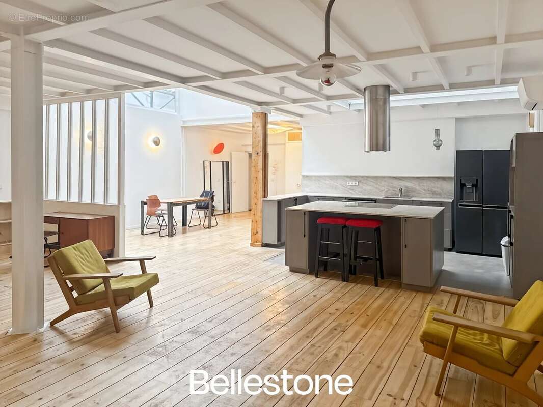 Appartement à PARIS-19E