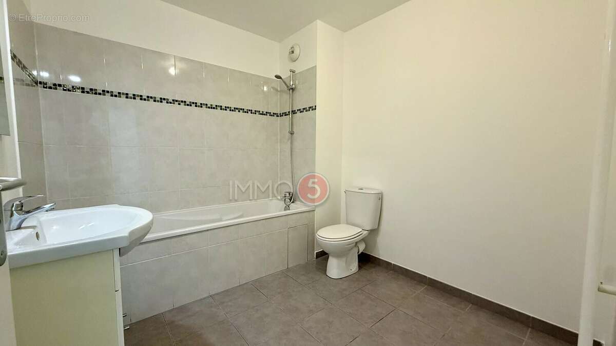 Appartement à LE RAINCY