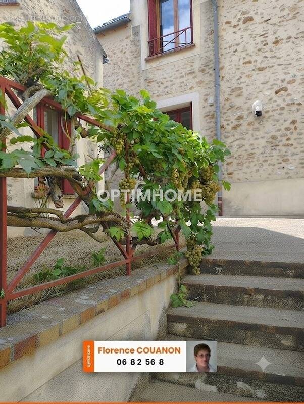 Maison à SAINTE-MESME