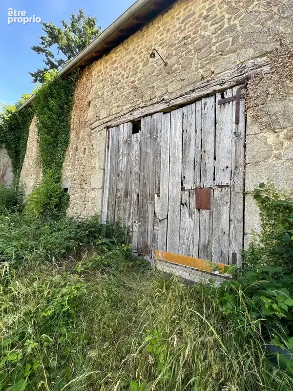 Grange à vendre dans la Creuse – terrain 569 m² - photo 1