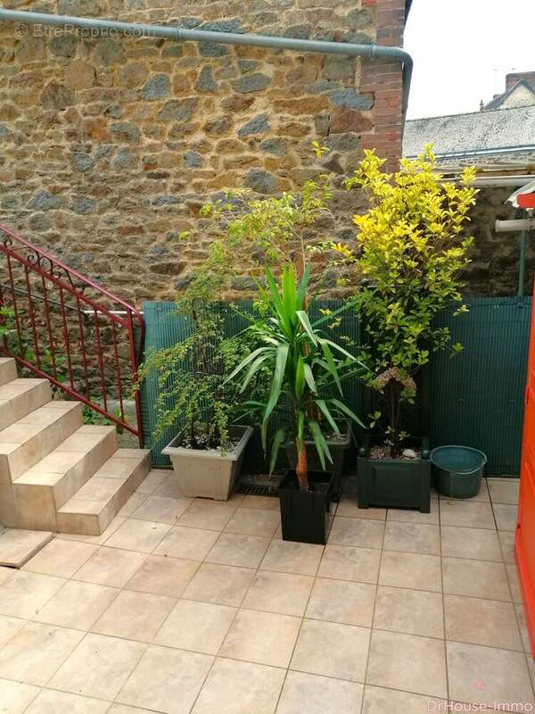 Maison 144 m² à Gorron  - photo 5