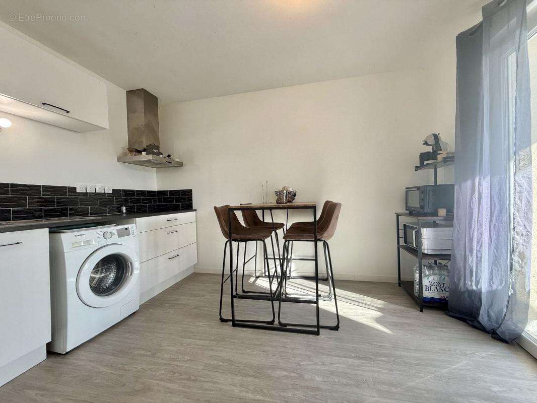 Appartement à CHENOVE