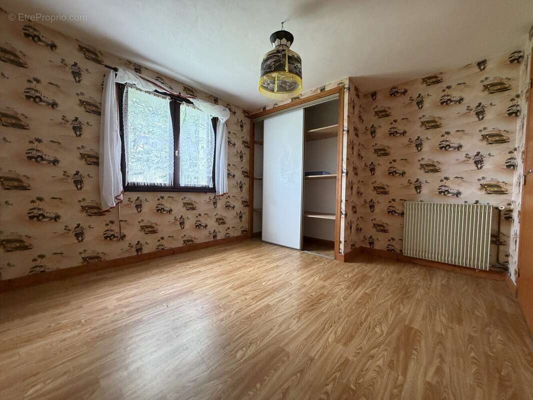 Maison à POULDREUZIC