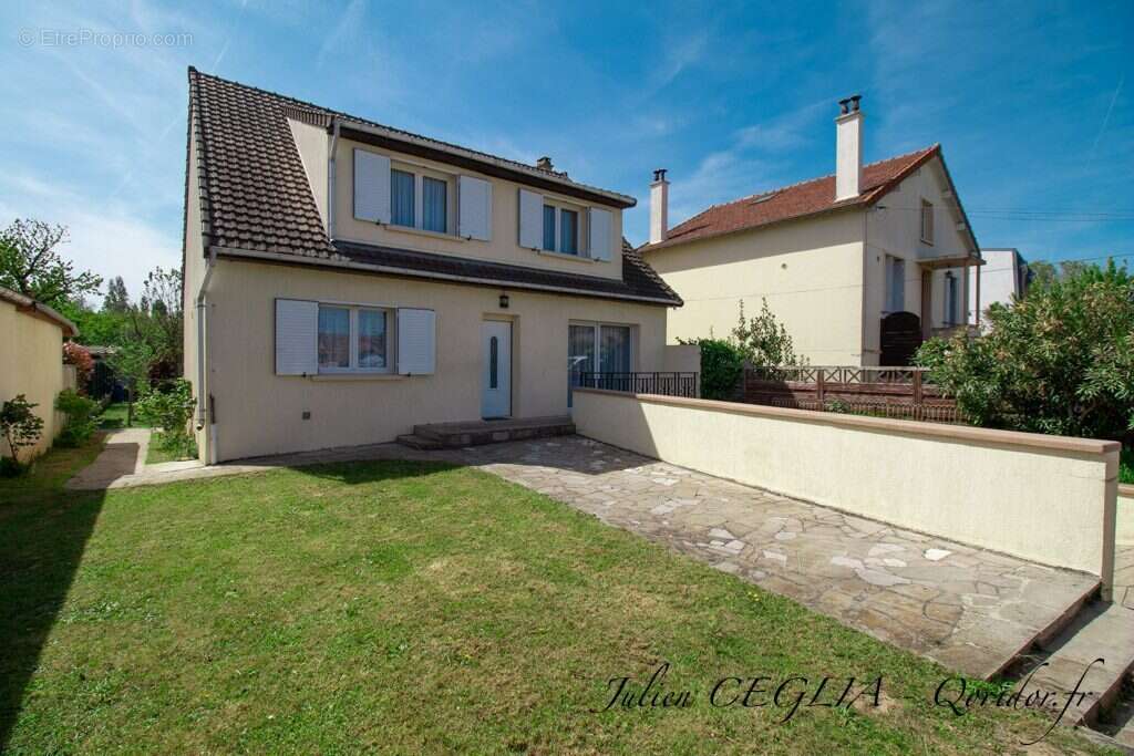 Maison à VITRY-SUR-SEINE