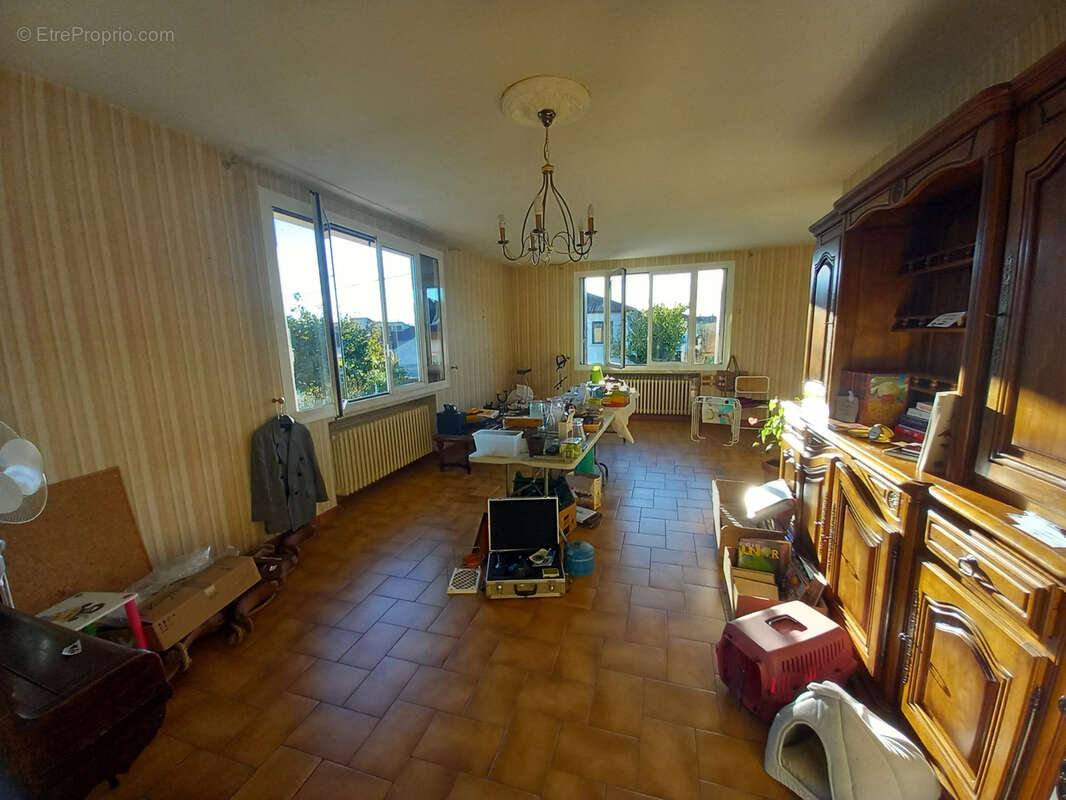 Maison à MONSEMPRON-LIBOS