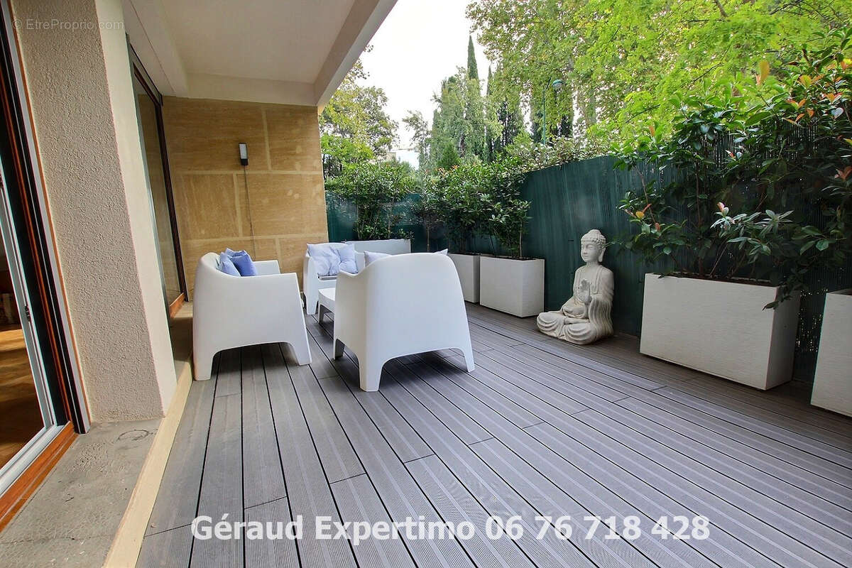Appartement familial avec terrasses et stationnement  Tout Aix à pied - photo 2