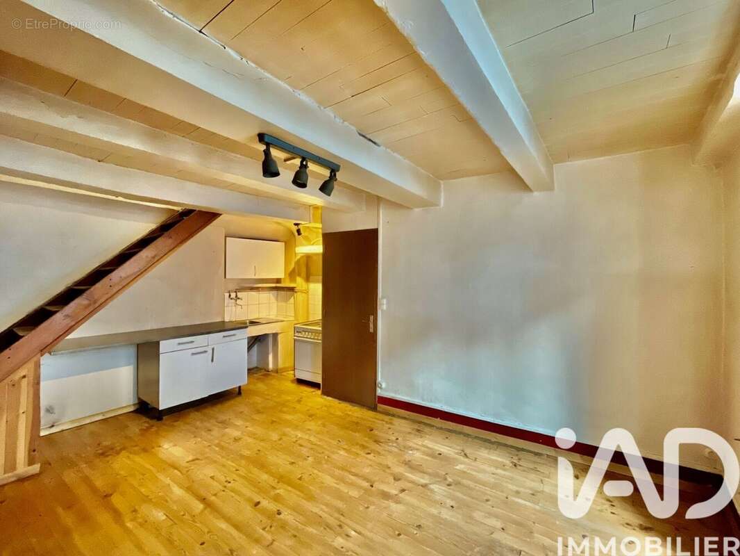 Maison 38 m² à Riols  - photo 7