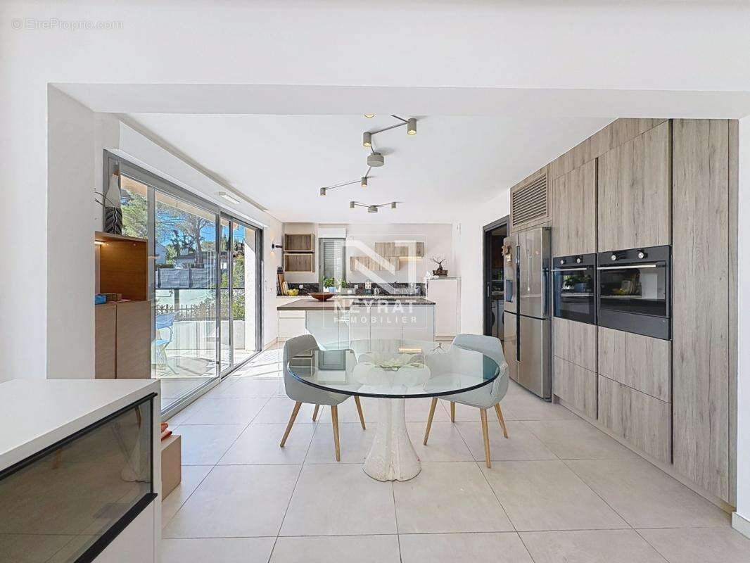 Saint - raphael - boulouris - dernier etage - photo 5