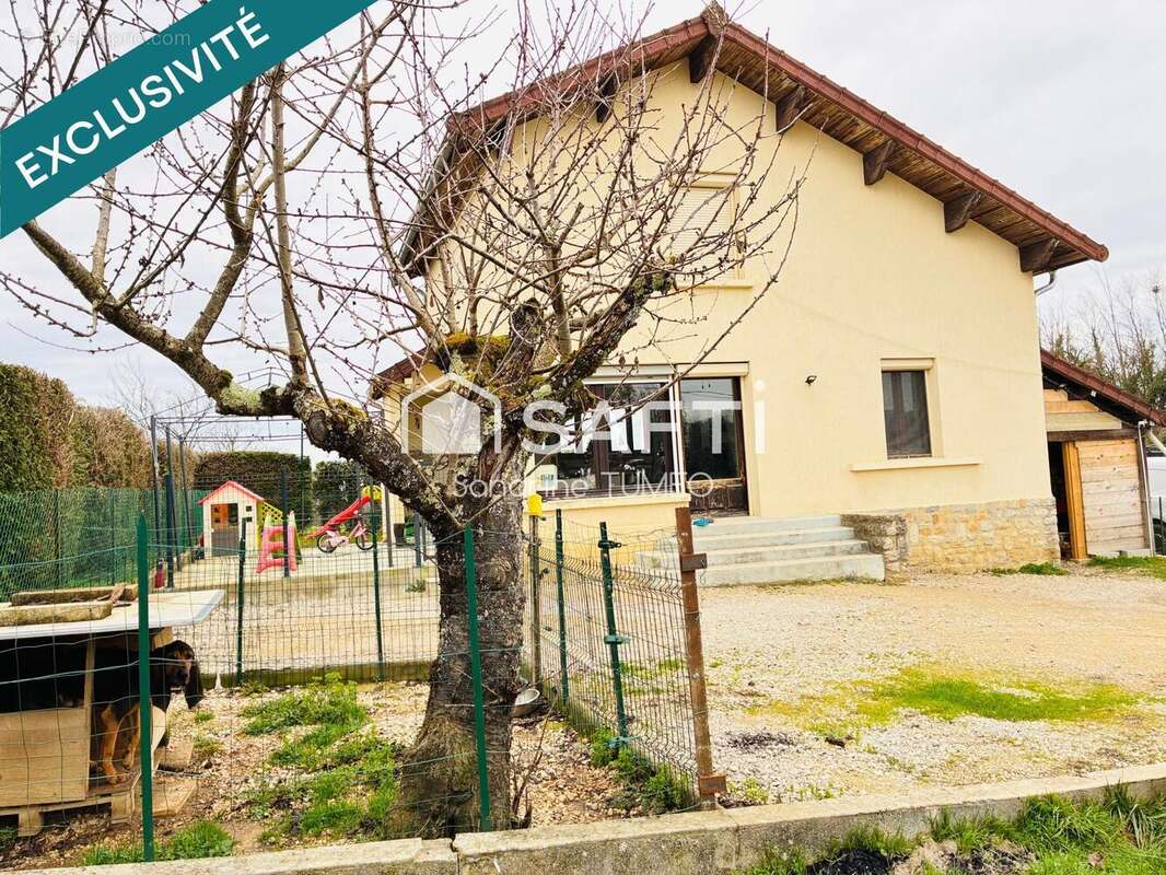 Photo 3 - Maison à SELLIERES