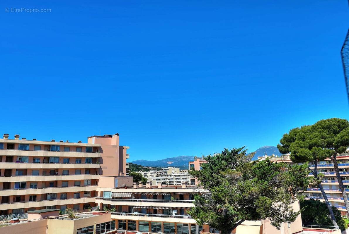 Appartement à CAGNES-SUR-MER
