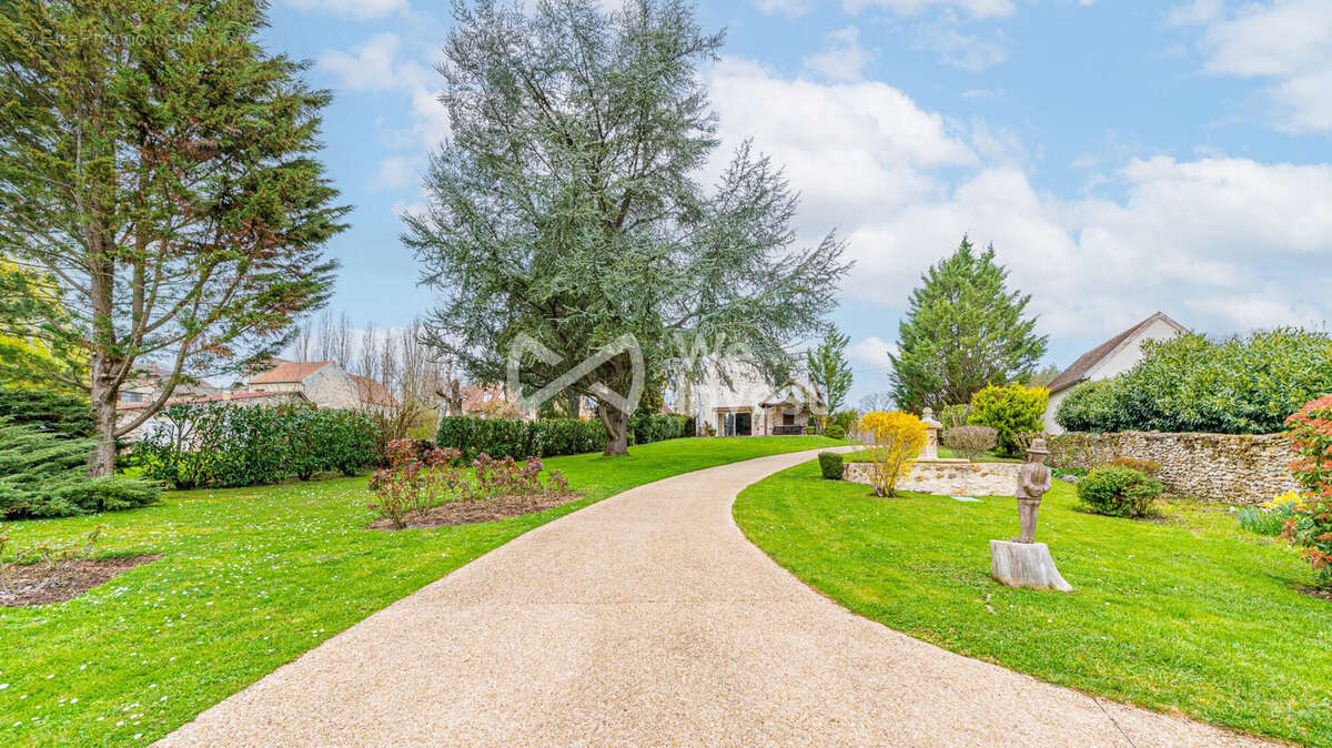 Maison à BOISSY-LE-CHATEL