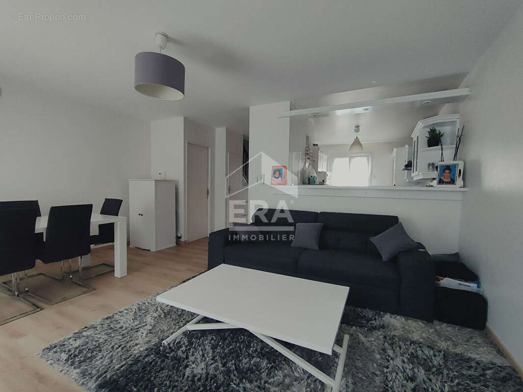 Maison à CHAUMONTEL