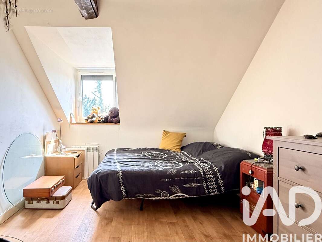 Maison 61 m² à Saint-Glen  - photo 6