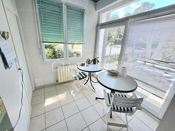 Magnifique maison de 170 m2 4 chambres sur un terrain de 913 m2 !!! - photo 8