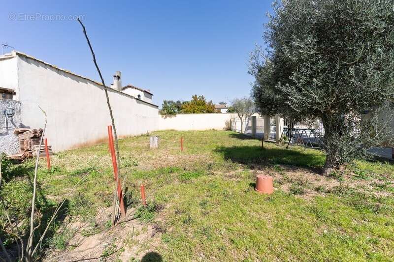Maison 5 chambres avec piscine sur grand terrain de 1373m2 - photo 6